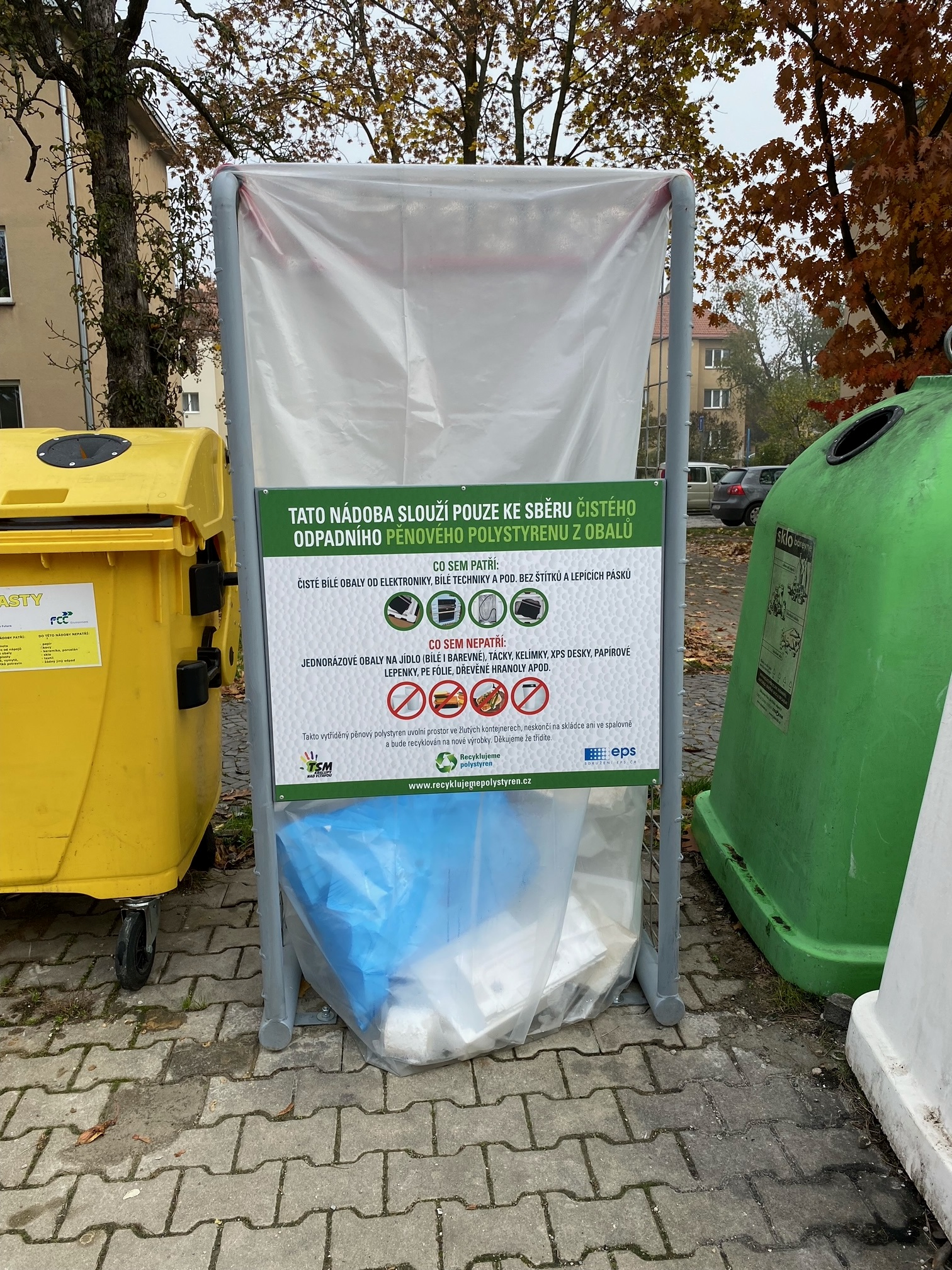 Během Vánoc naroste množství polystyrenového odpadu, jeho recyklaci komplikuje málo sběrných míst