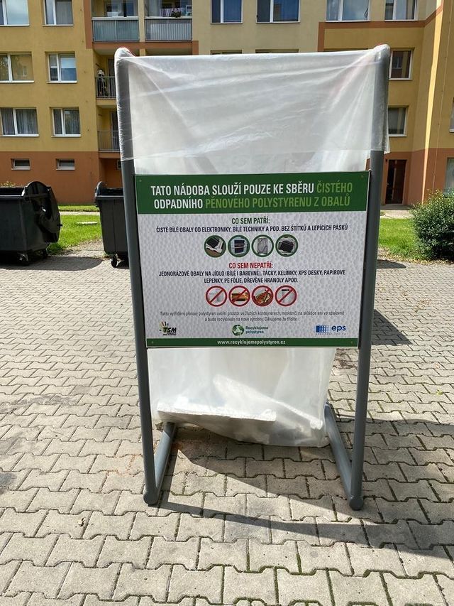 Pilotní projekt: recyklační nádoba na sídlišti v Kralupech nad Vltavou